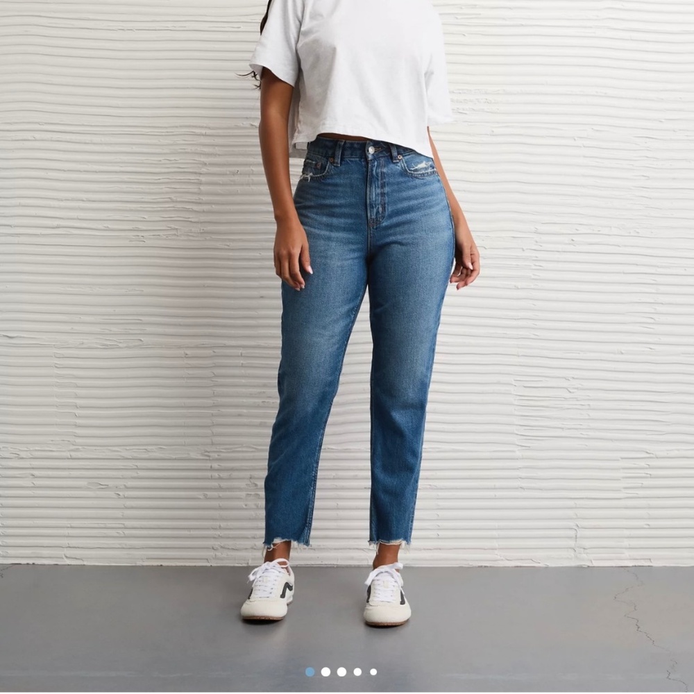 American Eagle Curvy mom jeans